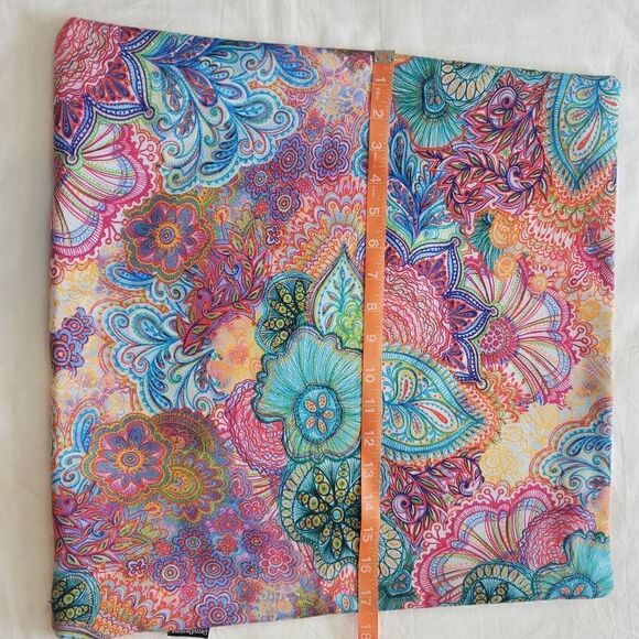 Deny Designs Stephanie Corfee Flourish Allover Two Patio Pillowcases EUC - Picture 6 of 16